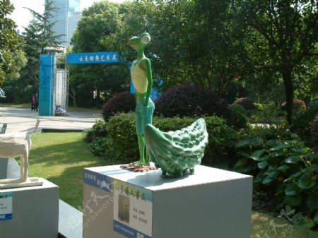 云南雕塑艺术展图片
