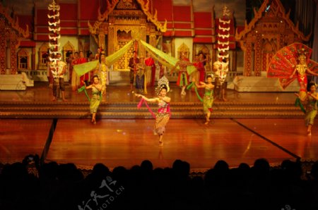 泰国歌舞表演图片