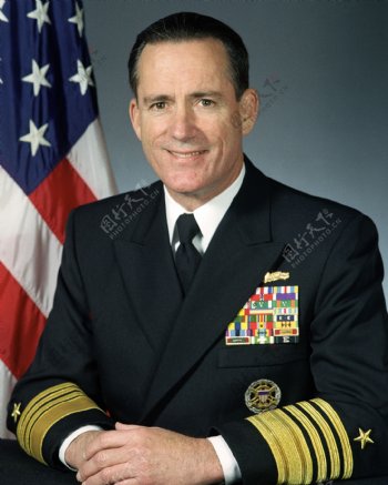 海军上将罗伯特j纳特图片