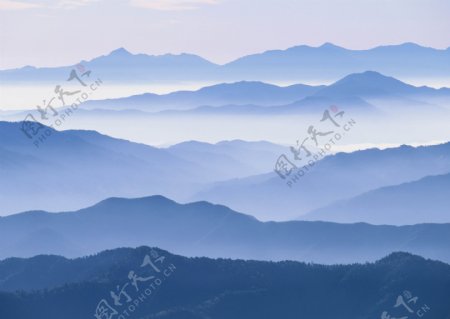 云雾山景图片