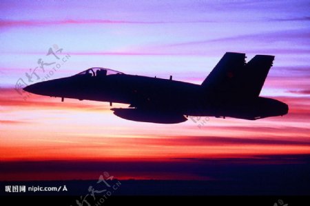 F18图片