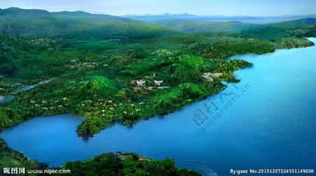 山川湖水风景图片