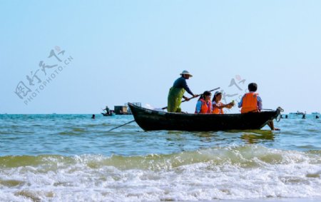 北海银滩木筏游船图片