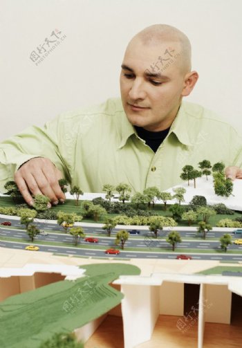 设计城市公路的建筑师图片