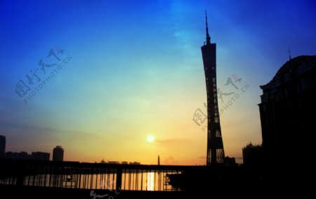 广州信号塔高架桥图片