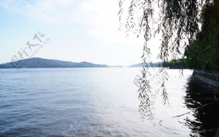 日游天目湖景色宜人图片