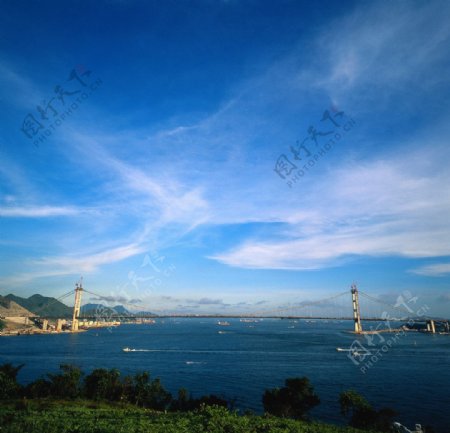 蓝天碧海风景图图片