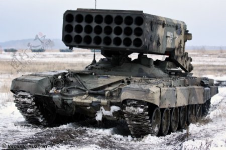 俄罗斯火箭炮图片