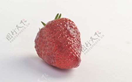 单个草莓图片