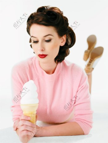 冰淇淋优雅贵妇图片