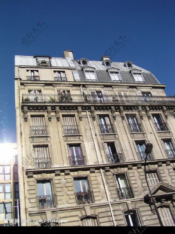 法国巴黎街头建筑1图片