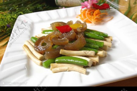 茶树菇蜜豆炒海参图片