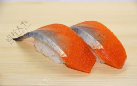 红希凌鱼寿司图片