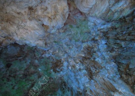 银子岩溶洞图片