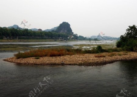 漓江石滩图片