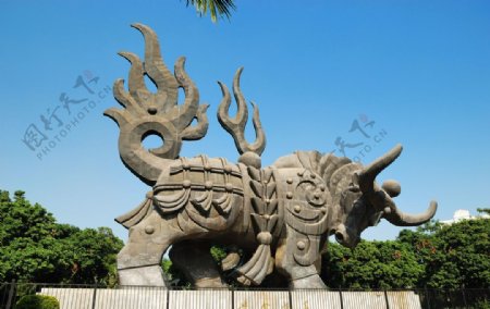 深圳四海公园雕塑图片