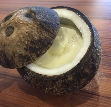 椰子炖品