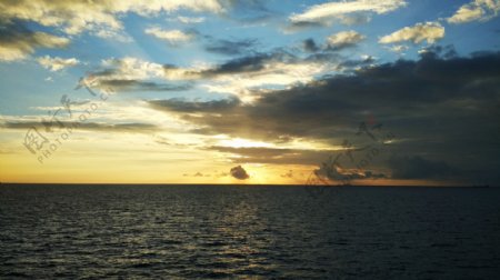 金色大海夕阳
