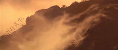 2个黄昏山峰云雾缭绕自然风光美景高清实拍视频素材
