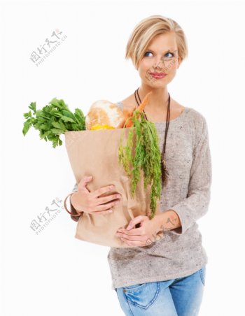 买菜的外国女人图片
