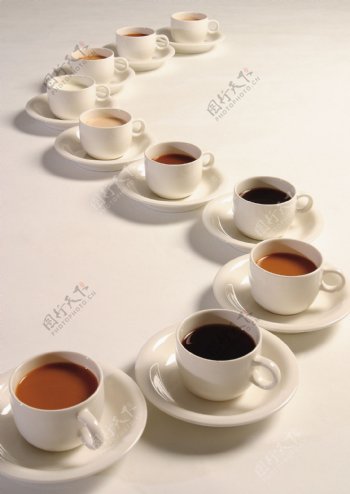 十杯S形咖啡图片