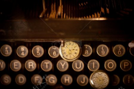 葡萄酒键盘数字字母老时钟古董打字机