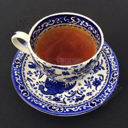 陶瓷杯里的红茶