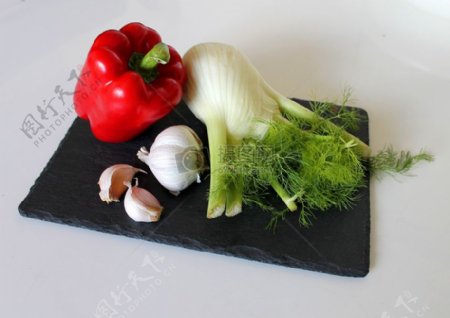 桌面上的蔬菜