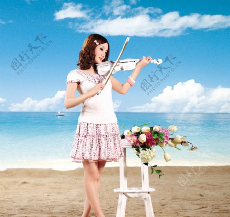 拉小提琴的美女图片