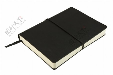 皮革装订的笔记本和黑色封面