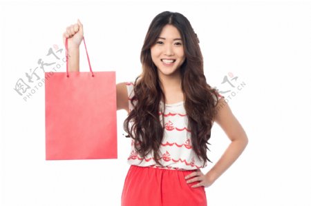 快乐购物的亚洲女性图片