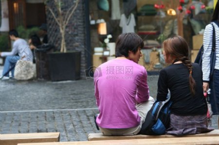 夫妇爱韩国汉城女子男子年轻浪漫女孩女性人