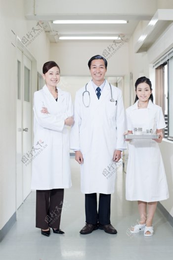 男女医生与护士美女图片