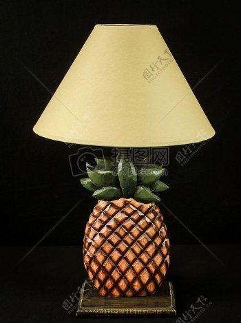 菠萝形状的台灯