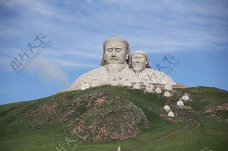 成吉思汗雕像图片
