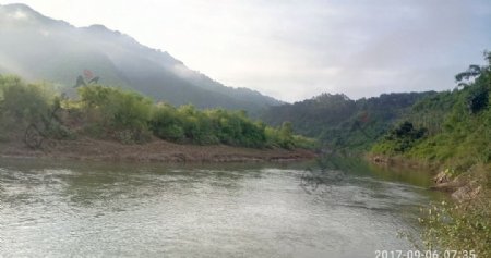 广西大藤峡入口古渡勒马