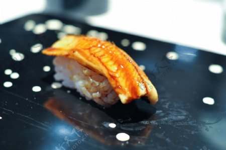日式烤鳗鱼寿司