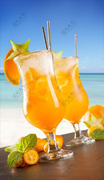 夏天清凉的橙汁