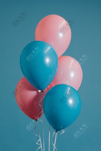 粉蓝气球