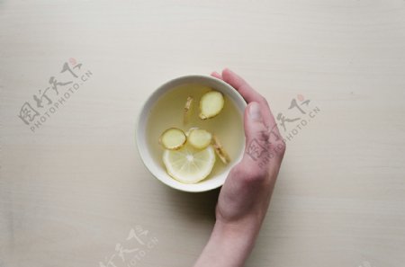 柠檬生姜茶