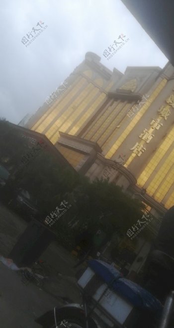 深圳爆风雨