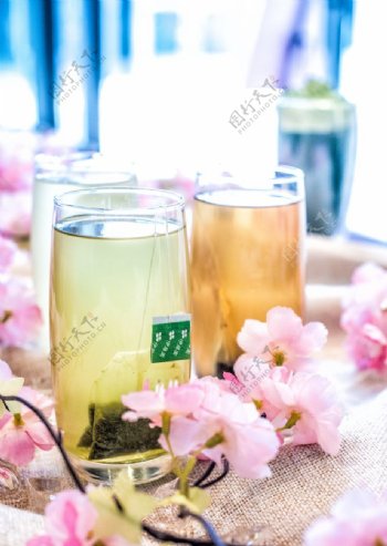 日式茶饮樱花摄影