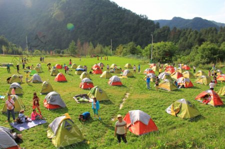 露营帐篷紫博山