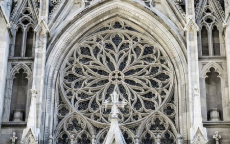 玫瑰花环窗口圣帕特里克大教堂