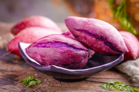 天然蒸紫薯