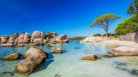 大海海水沙滩礁石风景