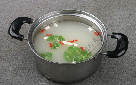 豫菜三鲜锅底图片