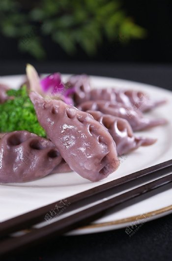 小吃紫薯蒸饺图片