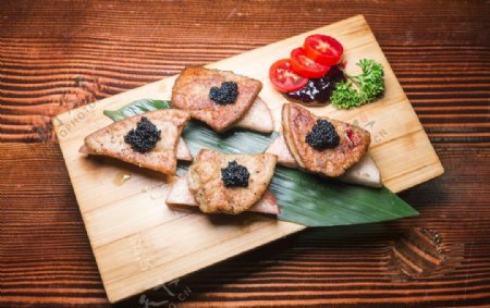 美食日本料理文化红酒鹅肝图片