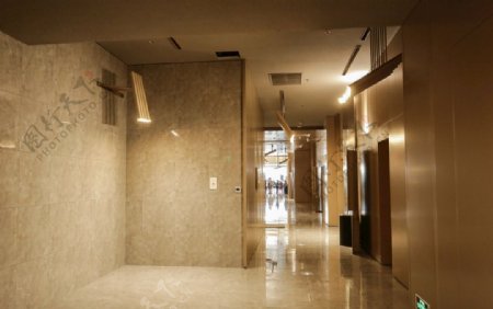 博纳影城江北天街店明亮的走廊图片
